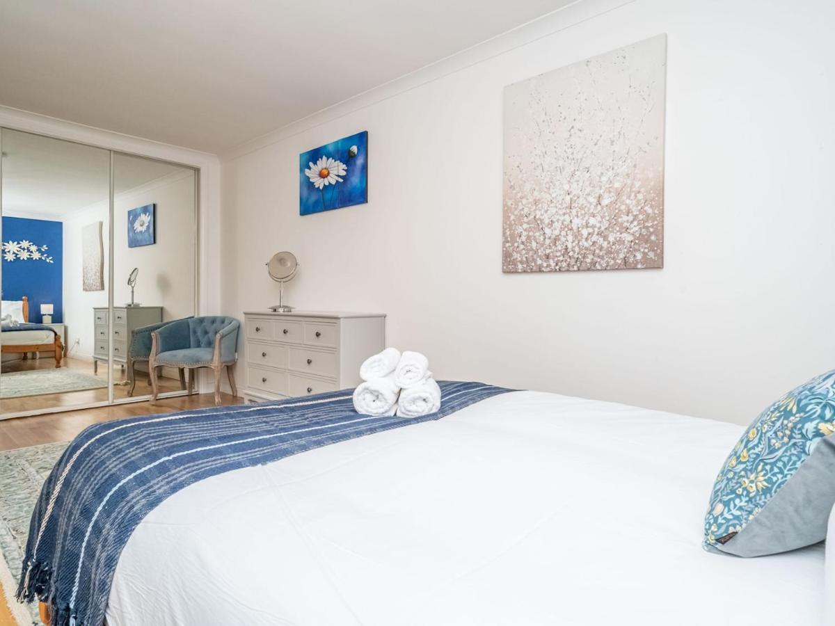 Ferienwohnung Pass The Keys Stunning Flat With Sea View And Parking EDI Exterior foto